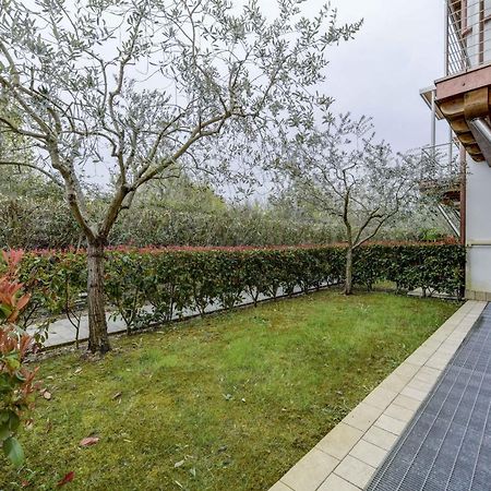 Borgo Gasparina Family Apartments Castelnuovo del Garda Exteriör bild