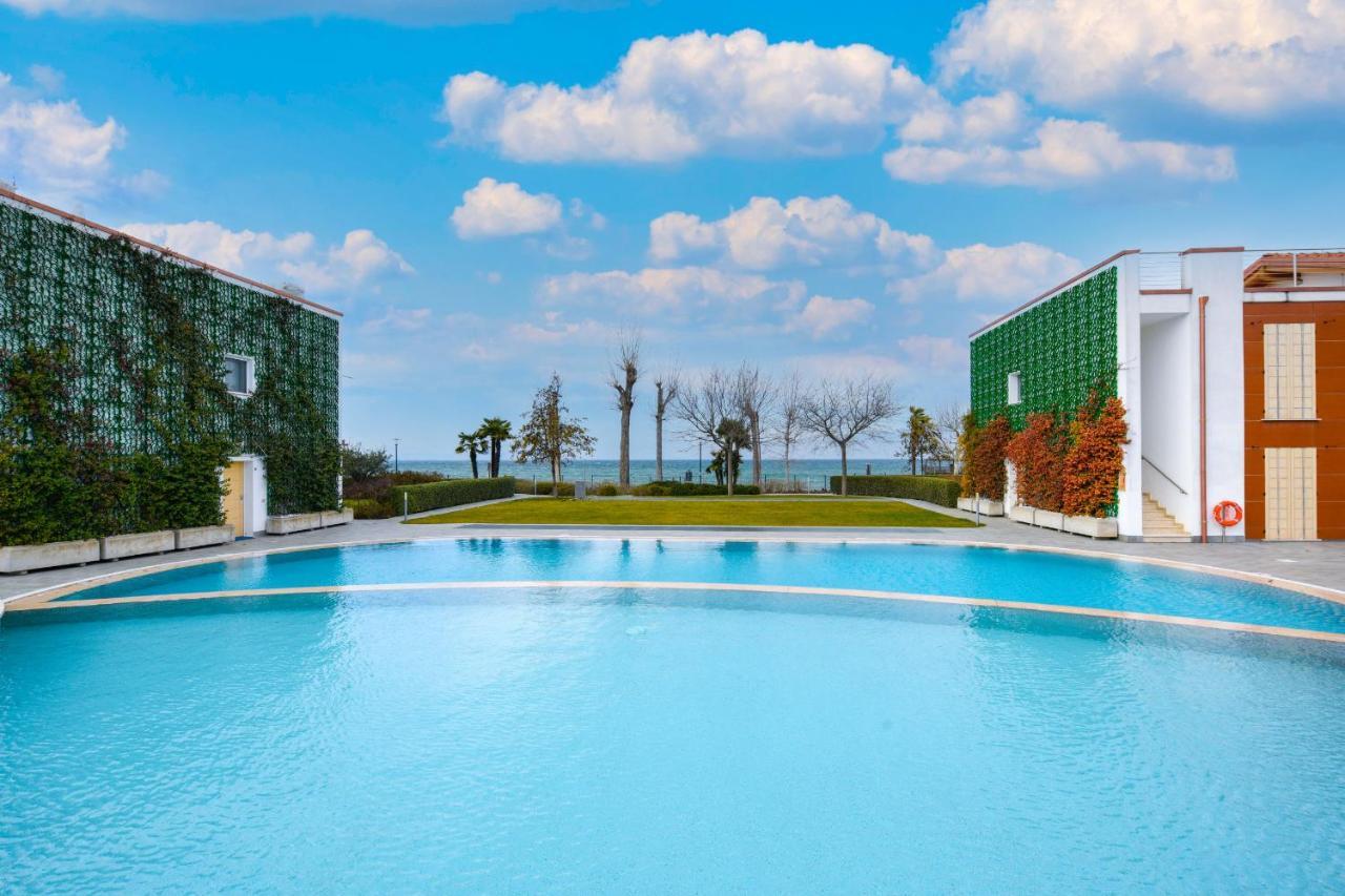 Borgo Gasparina Family Apartments Castelnuovo del Garda Exteriör bild