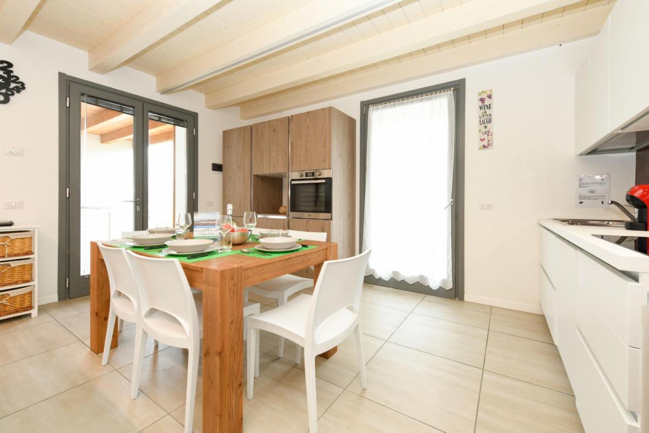 Borgo Gasparina Family Apartments Castelnuovo del Garda Exteriör bild