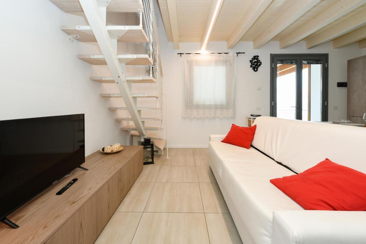 Borgo Gasparina Family Apartments Castelnuovo del Garda Exteriör bild