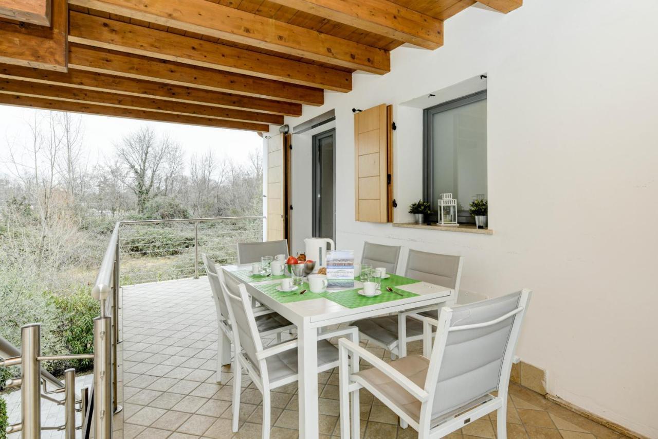 Borgo Gasparina Family Apartments Castelnuovo del Garda Exteriör bild