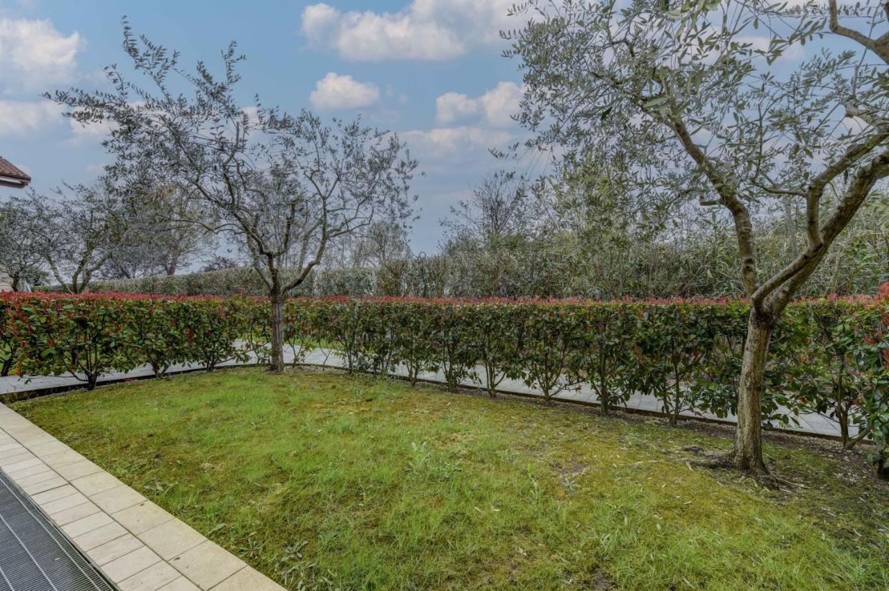 Borgo Gasparina Family Apartments Castelnuovo del Garda Exteriör bild