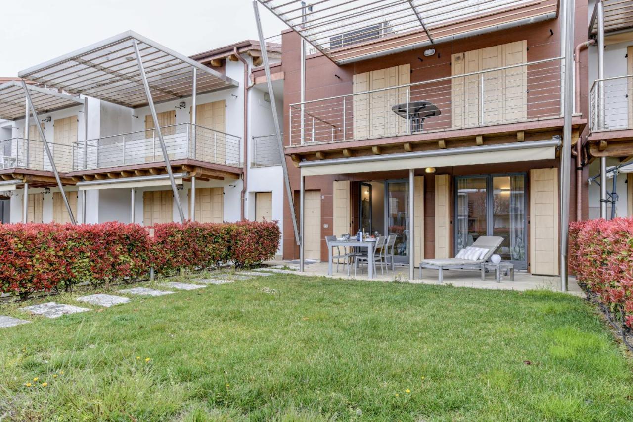 Borgo Gasparina Family Apartments Castelnuovo del Garda Exteriör bild