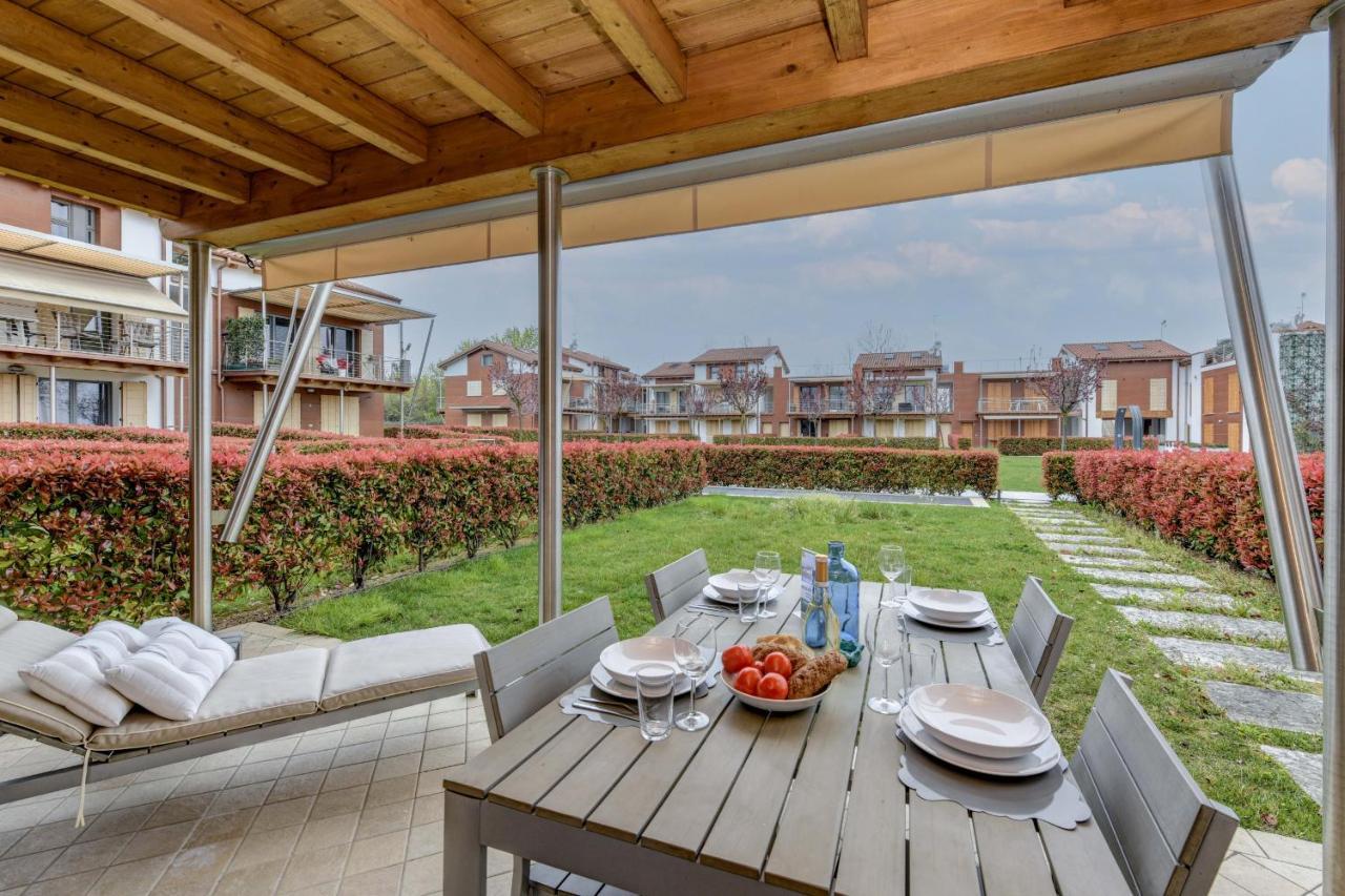 Borgo Gasparina Family Apartments Castelnuovo del Garda Exteriör bild